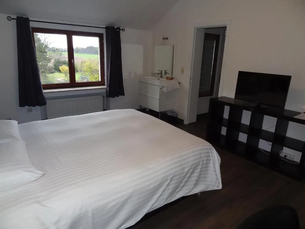 Guesthouse Les Tilleuls Fleurus 3*,  Bélgica
